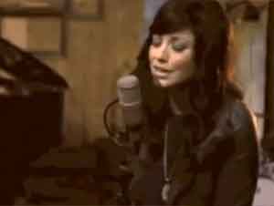 ‘Calmas mi Corazón.’ ¡Esto Cambió Mi Día! – Videos Música Cristiana, Kari Jobe