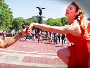 ¡Ella Pensó que Él Había Olvidado la Coreografía, la Verdad es la Propuesta Más Dulce Jamás!