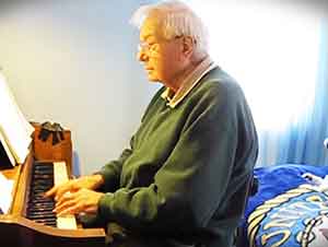 Pianista de 88 años interpreta “It Might As Well Be Spring”