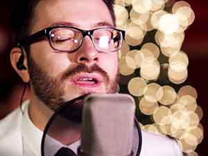 Danny Gokey canta “O Holy Night”