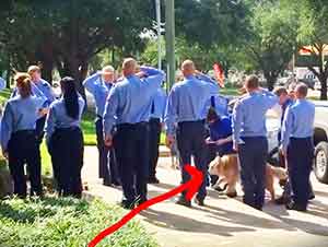 Despedida Solemne A Un Heroe Que Visita El Veterinario Una Ultima Vez